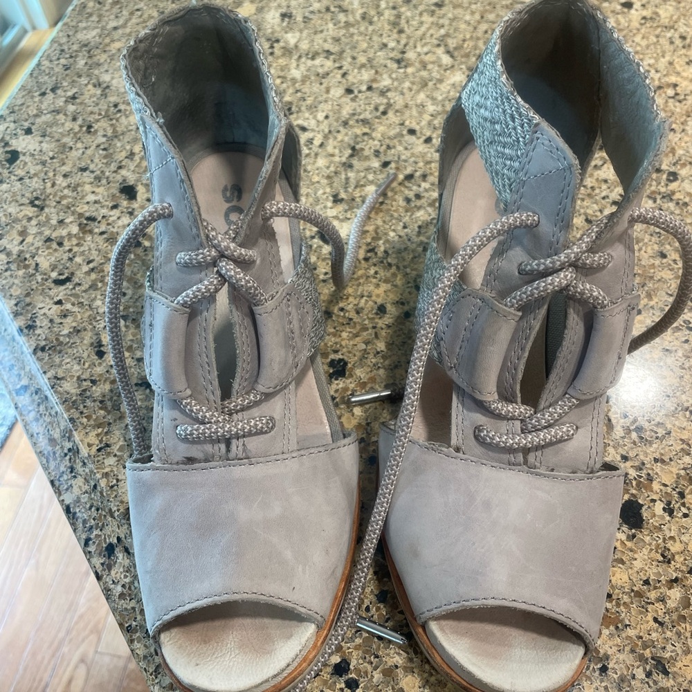 Sorel Joanie lace wedge sandal